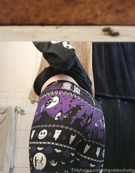 gothgoddesshailey pornstar best image