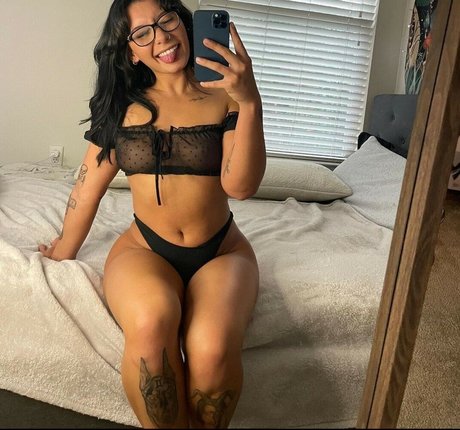 Throatzilla naked pornstar archive