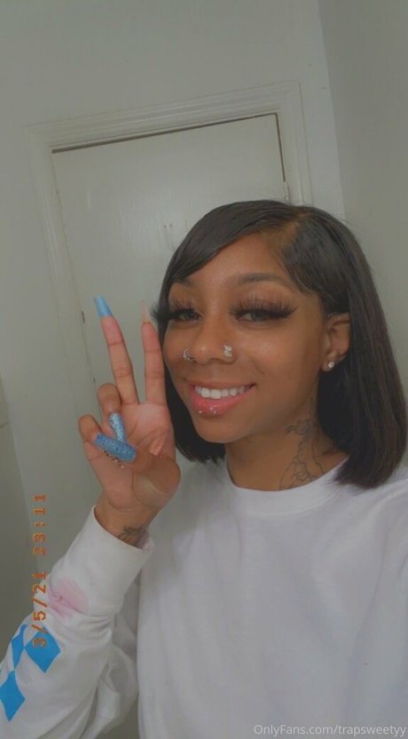 trapsweetyy pornstar adult image