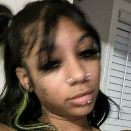 trapsweetyy high quality pornstar image