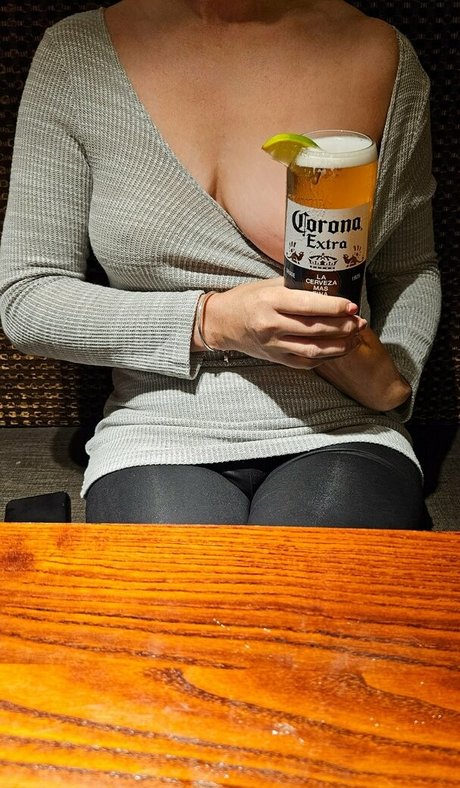 scarlett johnson24 model best picture