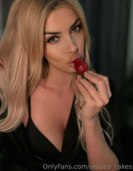 jessica cakes hd model pic
