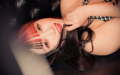 Maki Itoh model nude image