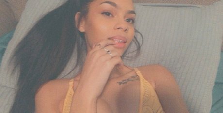 babyalinakay star nudes pic