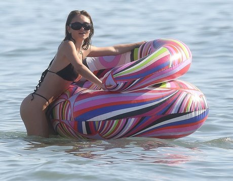 Leni Klum pornstar perfect photos