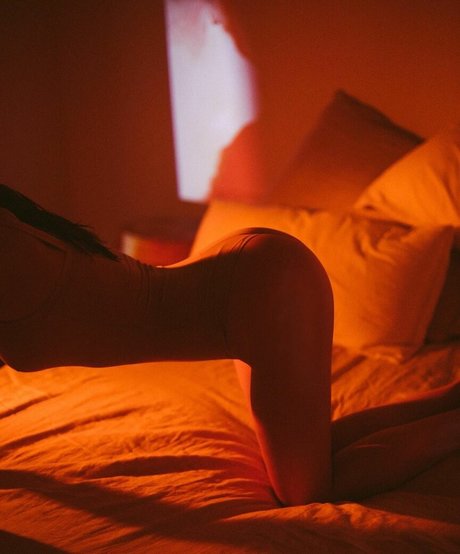 Ursula Corbero art model img