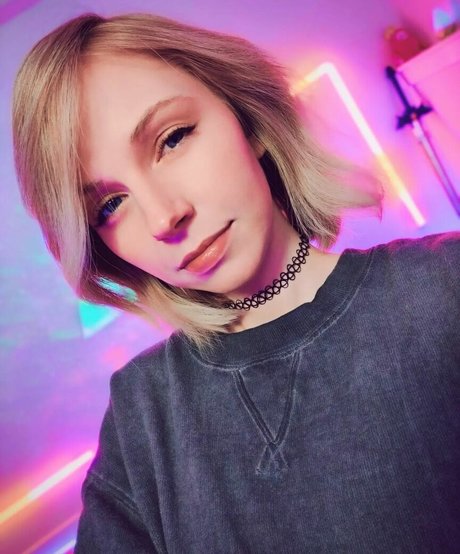 Missclick Gaming star sexy img