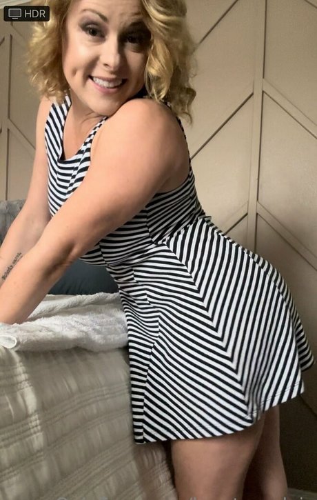 lapatronalois pornstar exclusive gallery