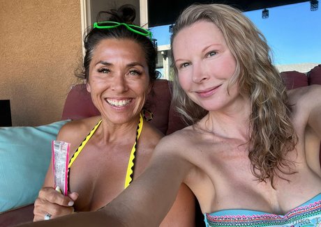 tomiko 1 star free photo