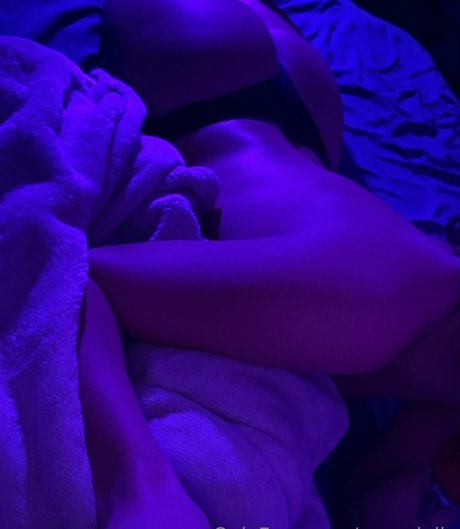 yosoyleila nude model photos