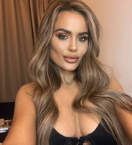 Nicole Farrell sex model photos