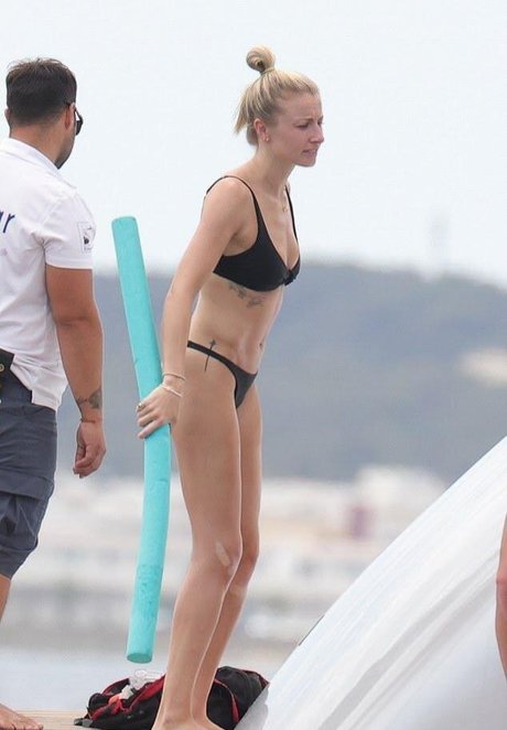 Leah Williamson exclusive star image