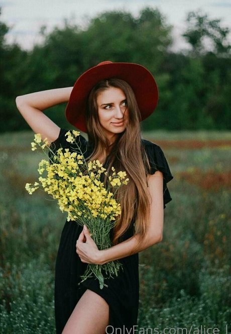 alice l star erotic image