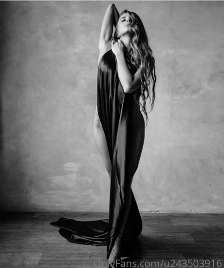 alice l sex model images