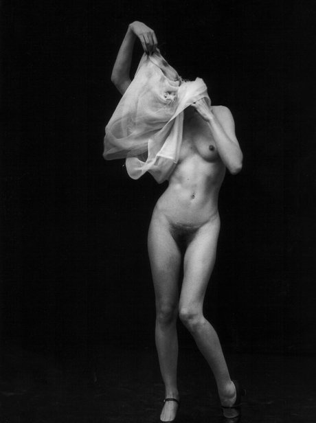 Milla Jovovich pornstar exclusive pic