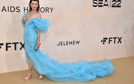 Milla Jovovich star nice photo