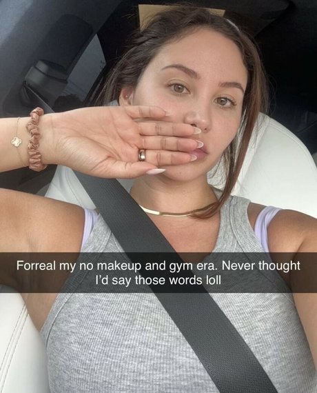 Catherine Mcbroom beautiful actress img