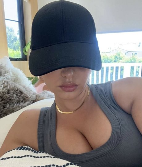 Catherine Mcbroom exclusive star pic