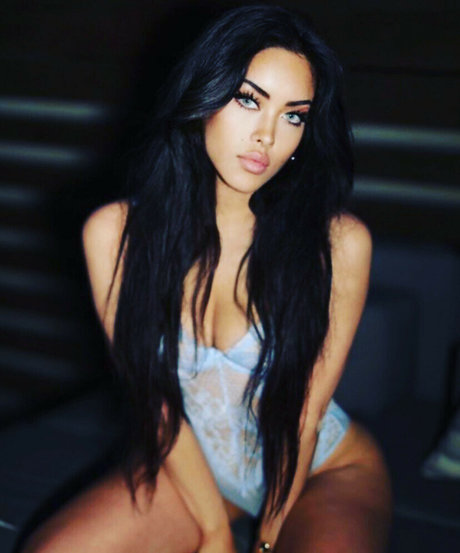 Bratty Luna pornstar pretty archive