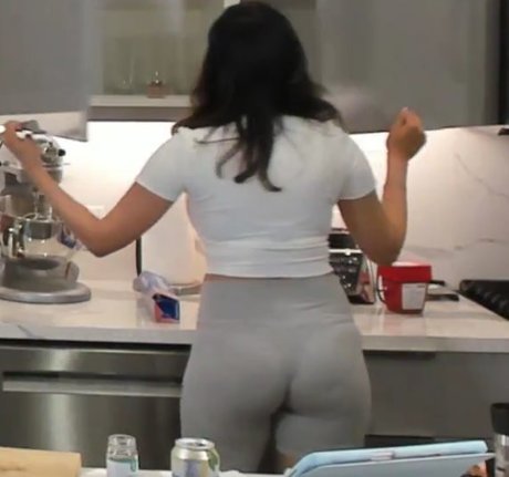 Neekolul model nude pic