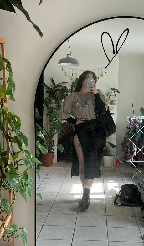 Isabella Dorta nude pornstar images