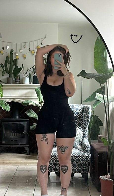 Isabella Dorta naked pornstar archive