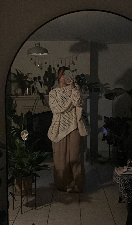 Isabella Dorta naked actress photos