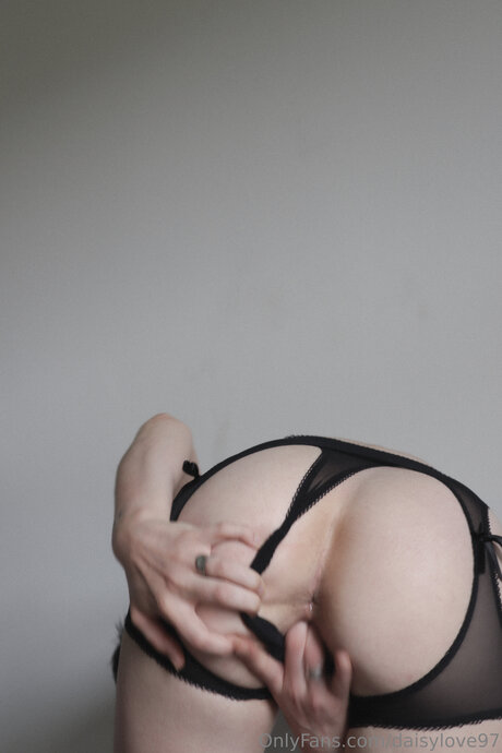 DaisyLove97 star sex photo