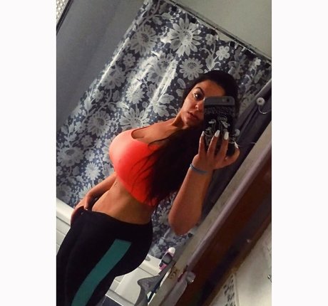 iloveteniah pornstar nudes gallery