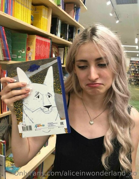 aliceinwonderland xo best model pic