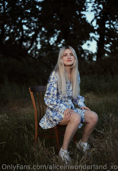 aliceinwonderland xo erotic pornstar pics