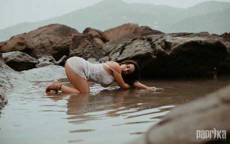 yoga instructor onlyfans sexy naked pictures