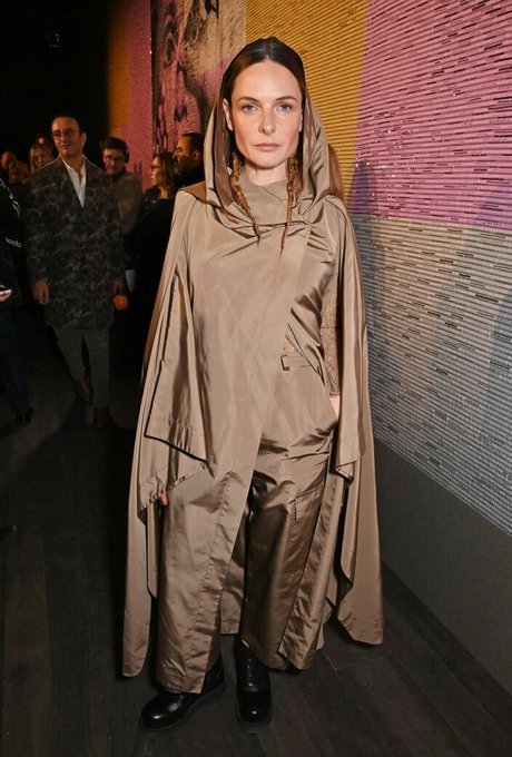 Rebecca Ferguson star art pic