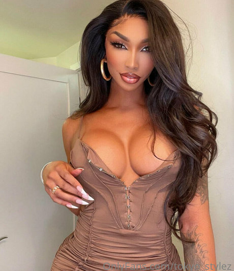 Tokyo Stylez pornstar sex pics