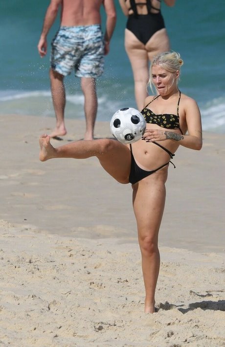 pretty ebony onlyfans exclusive photos