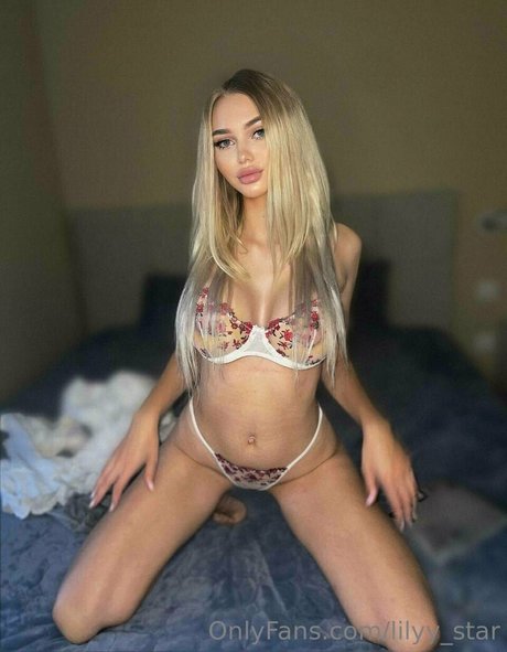 lilyy star nice model photo