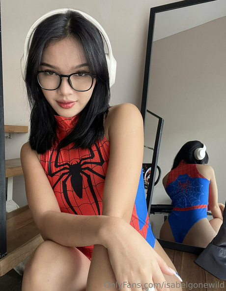 isabelgonewild hot actress pics