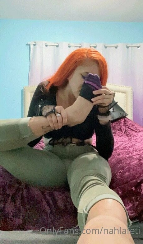 nahlafeti model naked pics