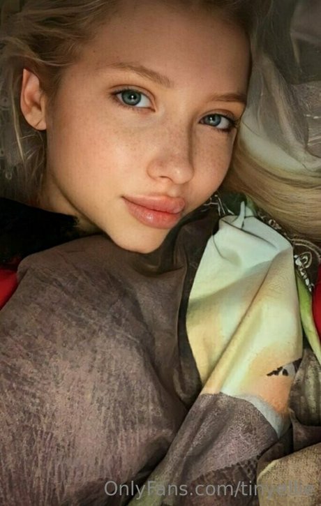 tinyellie top model images