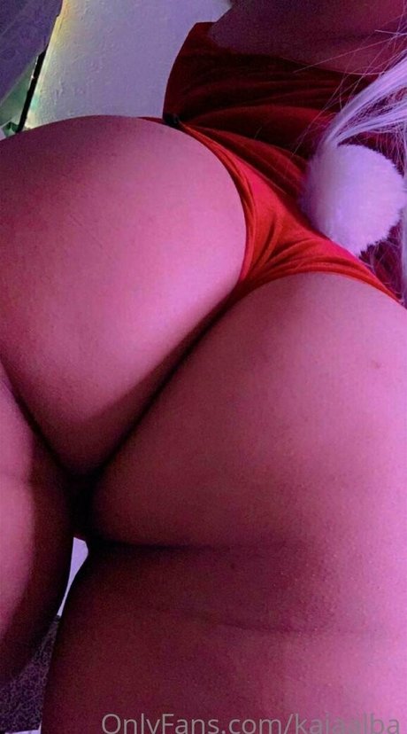 aeluin sexy actress img