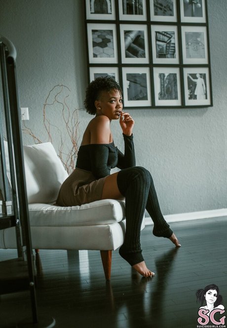 Naomi SG model art picture