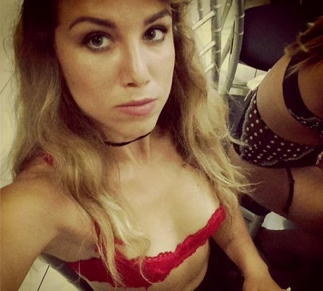 Yana Gold sex star pics