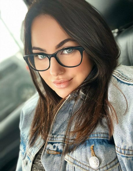 chloehart34kk xxx star image