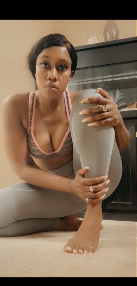 haitian babefeet model nice pictures