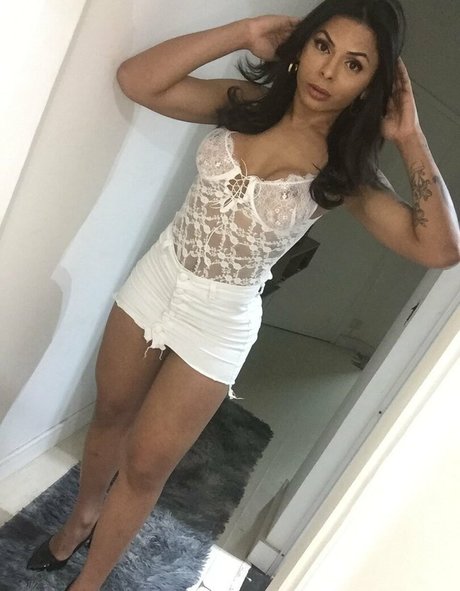 emilysales19 model top gallery