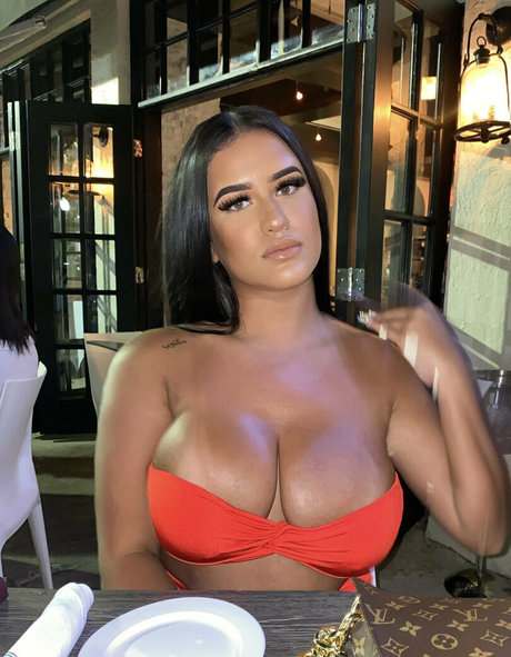 hanaaels erotic actress pictures