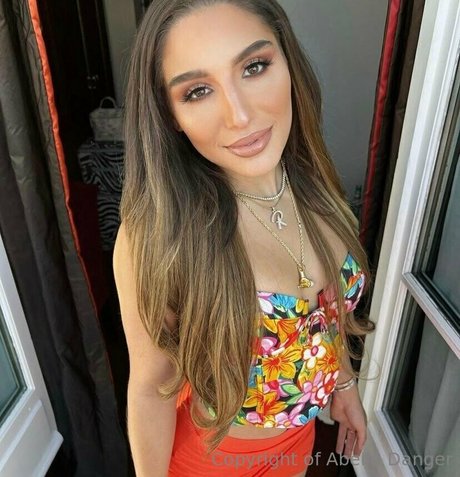 abelladanger star nude img