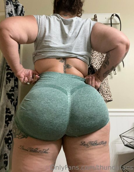 thundafans pornstar pretty galleries