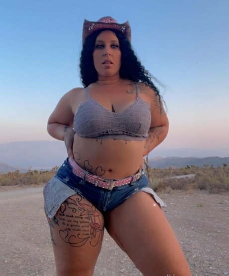 thundafans art actress photo