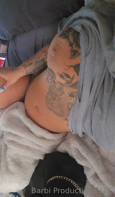 spicy barbi Profile pic